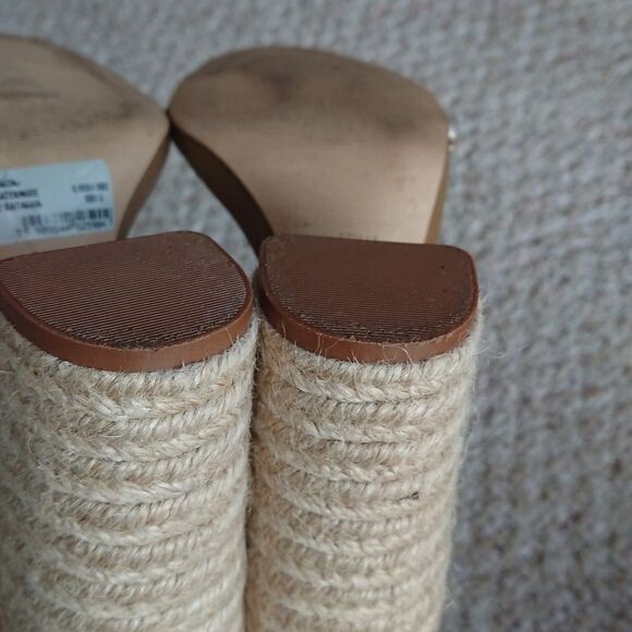 AQUA Almond Toe Woven block Heel Sandals size 36.5 - Picture 15 of 15